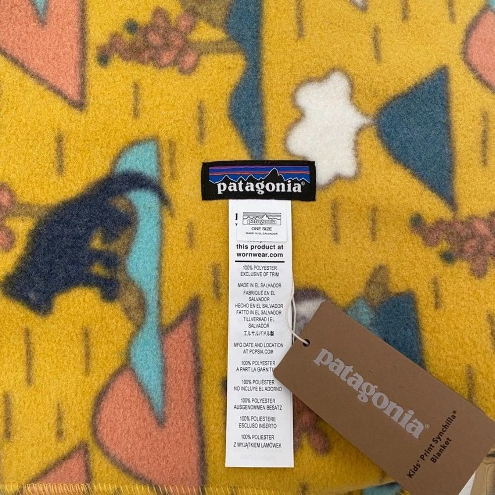 Patagonia Kid's Print Synch Blanket Volcano Dazed/Hawk Gold 45"x61" - Picture 7 of 8